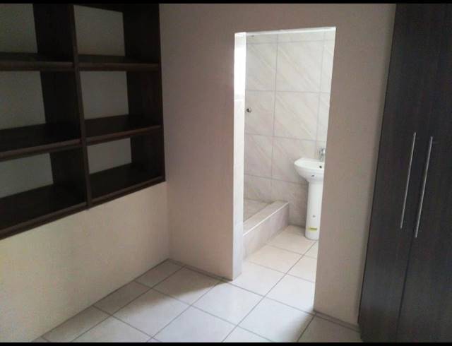 3 BEDROOM APARTMENT RENTED IN MALABAR